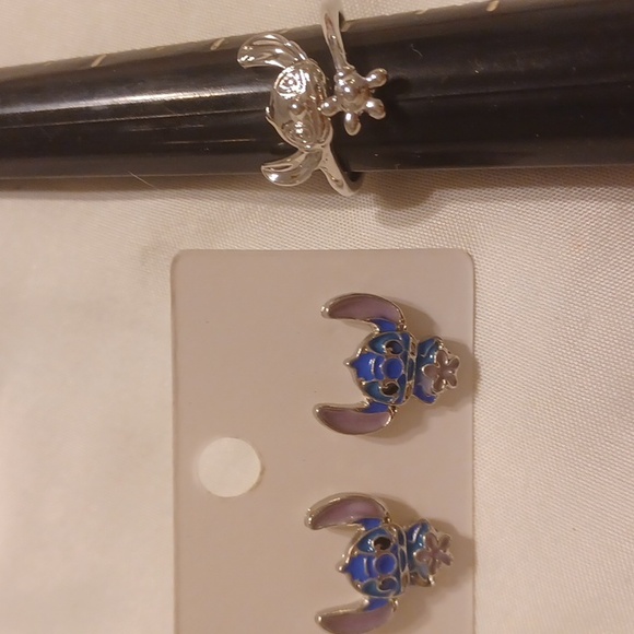 Nwt lilo& stitch ring and earrings - Picture 1 of 3